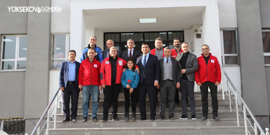 Yüksekovalı öğrenciden örnek davranış!