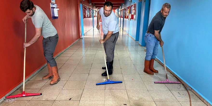 Yeni eğitim öğretim yılı için  Yüksekova'da okullar temizlendi