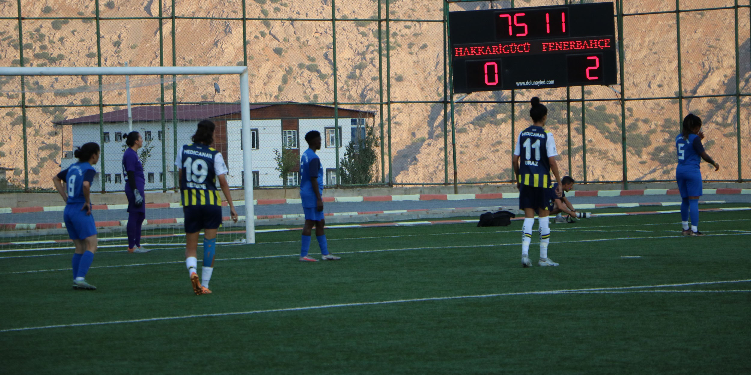 Hakkarigücü Kadın Futbol Takımı 5-0'lik skorla yenildi