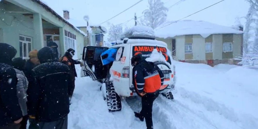 Astım hastası çocuk, 2 saatlik çalışmayla hastaneye ulaştırıldı