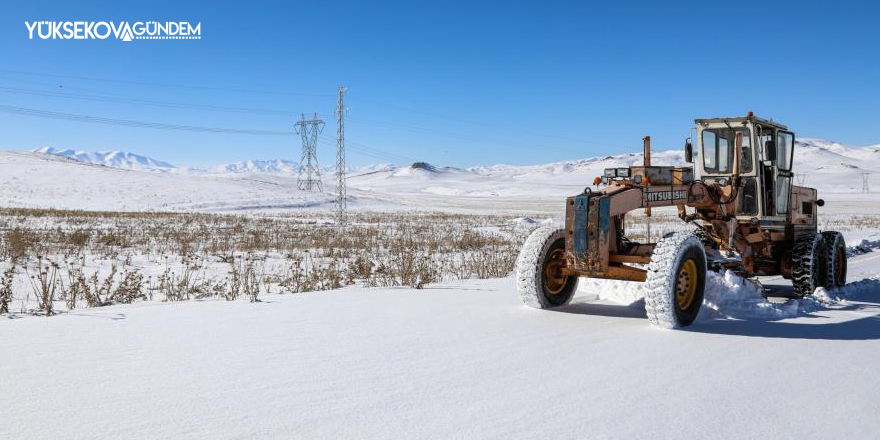 Van’da 152 yerleşim yerinin yolu ulaşıma kapandı