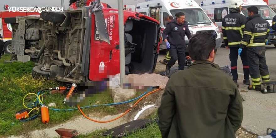 Tekirdağ’da tır, yolcu minibüsüne çarptı: 5 ölü, 10 yaralı