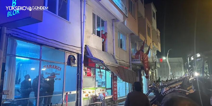 Kutlama sırasında balkon çökmüştü: Eski CHP'li yönetici hayatını Kaybetti
