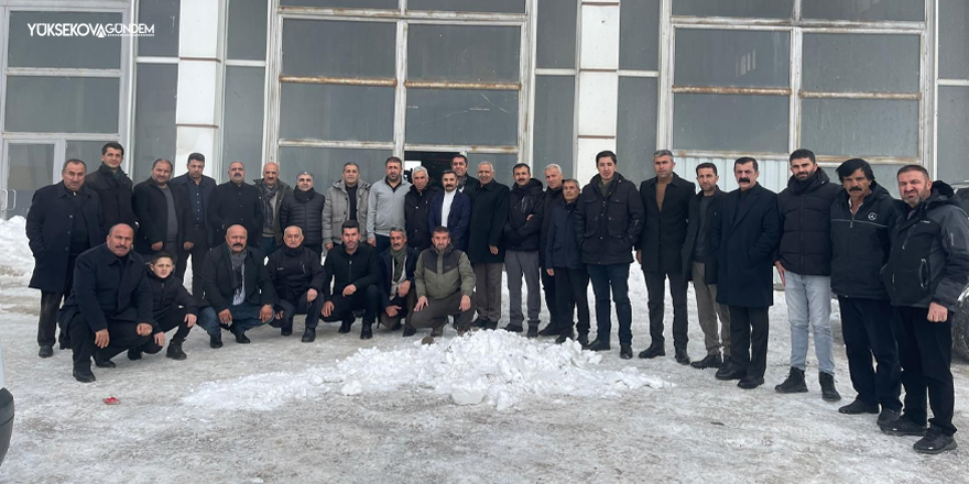Yüksekova Köy Muhtarlarından Karla Mücadele Ekiplerine Teşekkür Ziyareti