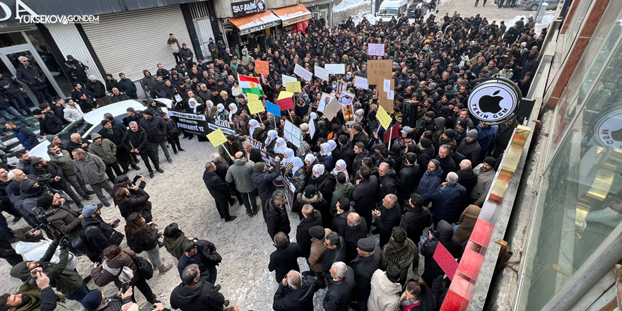 Yüksekova’da Suriye’deki Saldırılara Karşı Yürüyüş ve Basın Açıklaması