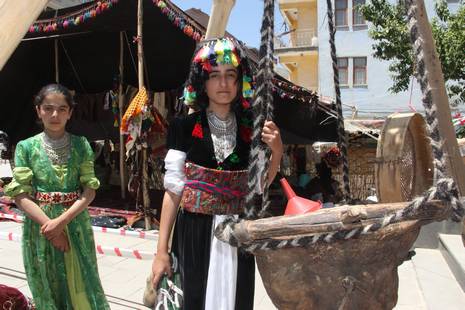 Festival için tanıtım çadırı kuruldu