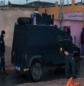 İstanbul'da evlere baskın