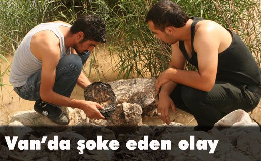 Kur'an-ı Kerim yakılıp dereye atıldı