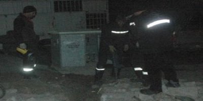 Hakkari'de yer altı kabloları patladı