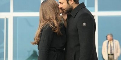 Yüksekova'da ev baskınları