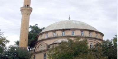 Camiye yıldırım düştü: 10 ölü