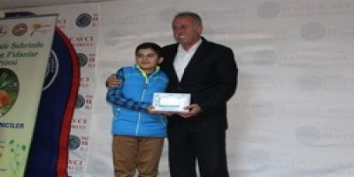 'Herkes O'nu okuyor' ödül töreni