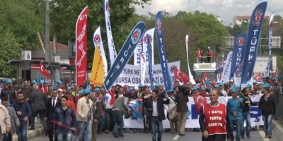 Kadıköy'de davullu zurnalı 1 Mayıs