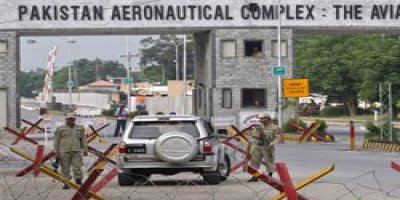 Nükleer üsse baskın: 9 ölü