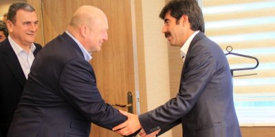 Koç Holding Başkan Kaya'yı Ziyaret Etti