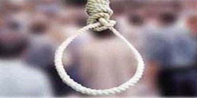 Ağaca astığı iple intihar etti