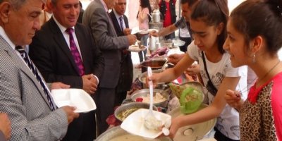 Hakkari'de görkemli mezuniyet töreni