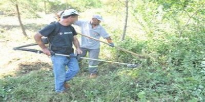 Yanlışlıkla Arkadaşının Boynunu Kesti