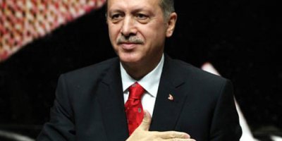 Yemin töreninde CHP'lilerden protesto!