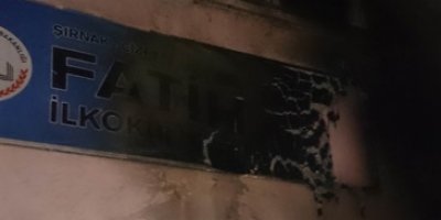 Cizrede 3 Okul Ateşe Verildi!