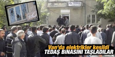 Van'da Tedaş'ı Taşladılar