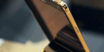 Vietnam'da altın kaplama Note 4 satışa çıktı