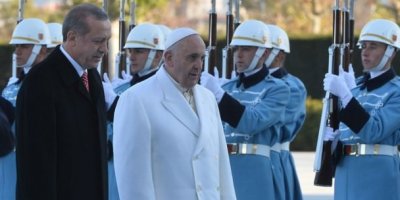 Rum basını Papa'nın ziyaretini nasıl gördü?