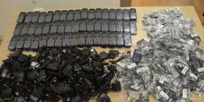 Hakkari'de Cep Telefonu Kaçakçılığı