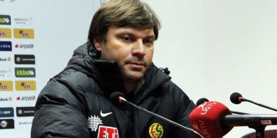 Ertuğrul Sağlam istifa etti