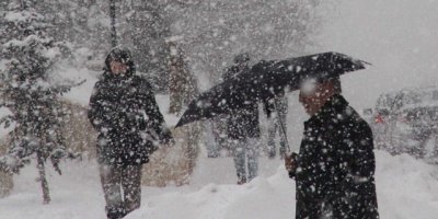 200 köy yolu ulaşıma kapandı