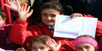 Yüksekova'lı Öğrencilerin Karne Sevinci