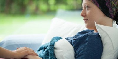 Onkoloji Derneği'inden kanser hastası listesine destek