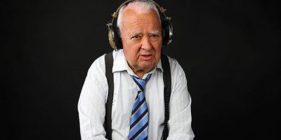 Müzik yaşlılarda hafızayı köreltiyor