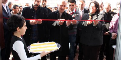Yüksekova'da Cafe Dissa Hizemete Açıldı