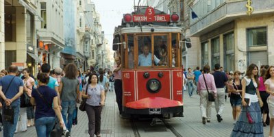Türkiye'de Kadın Nüfusu Erkek Nüfusunu Yakaladı