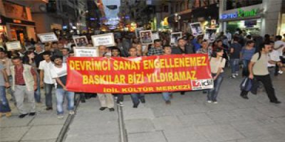 Grup Yorum üyelerine ev hapsi