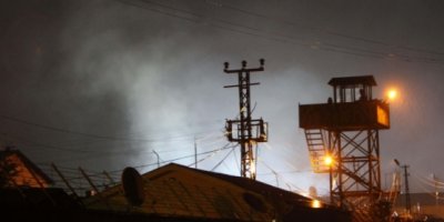 Cezaevin'de Yangın 14 Yaralı