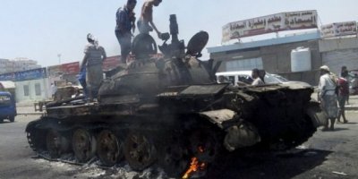 Yemen'de Aden kenti için çatışmalar şiddetleniyor