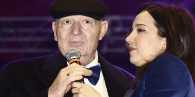 Kayahan hayatını kaybetti