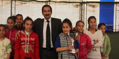 Badminton'da 8 okulda 32 sporcu mücadele etti