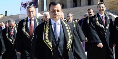 ‘Yeni anayasa için ayrıştıran değil birleştiren bir tavır gerek’