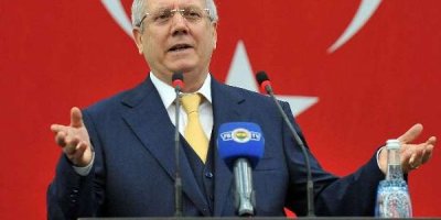 Aziz Yıldırım: Şampiyon olamazsanız hepinizi kovarım