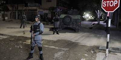 Afganistan'da misafirhaneye saldırı