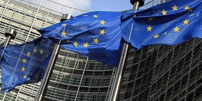 AB: Mursi'ye idam cezası verilmesini uygun değil