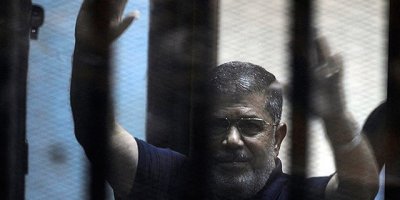 Mursi'ye 25 yıl hapis
