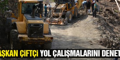 Hakkari'de Yol Çalışmaları Devam Ediyor