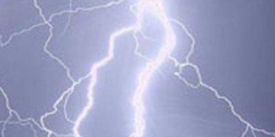 Yıldırımın çarptığı 2 kişi öldü