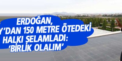 Erdoğan, Saray’dan 150 metre ötedeki halkı selamladı: ‘Birlik olalım’