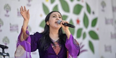 Özgücümüzle sandığa umuda barışa hazırız