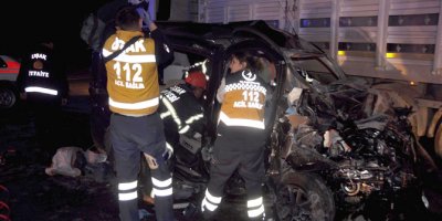 Korkunç kaza: 3 ölü 3 yaralı